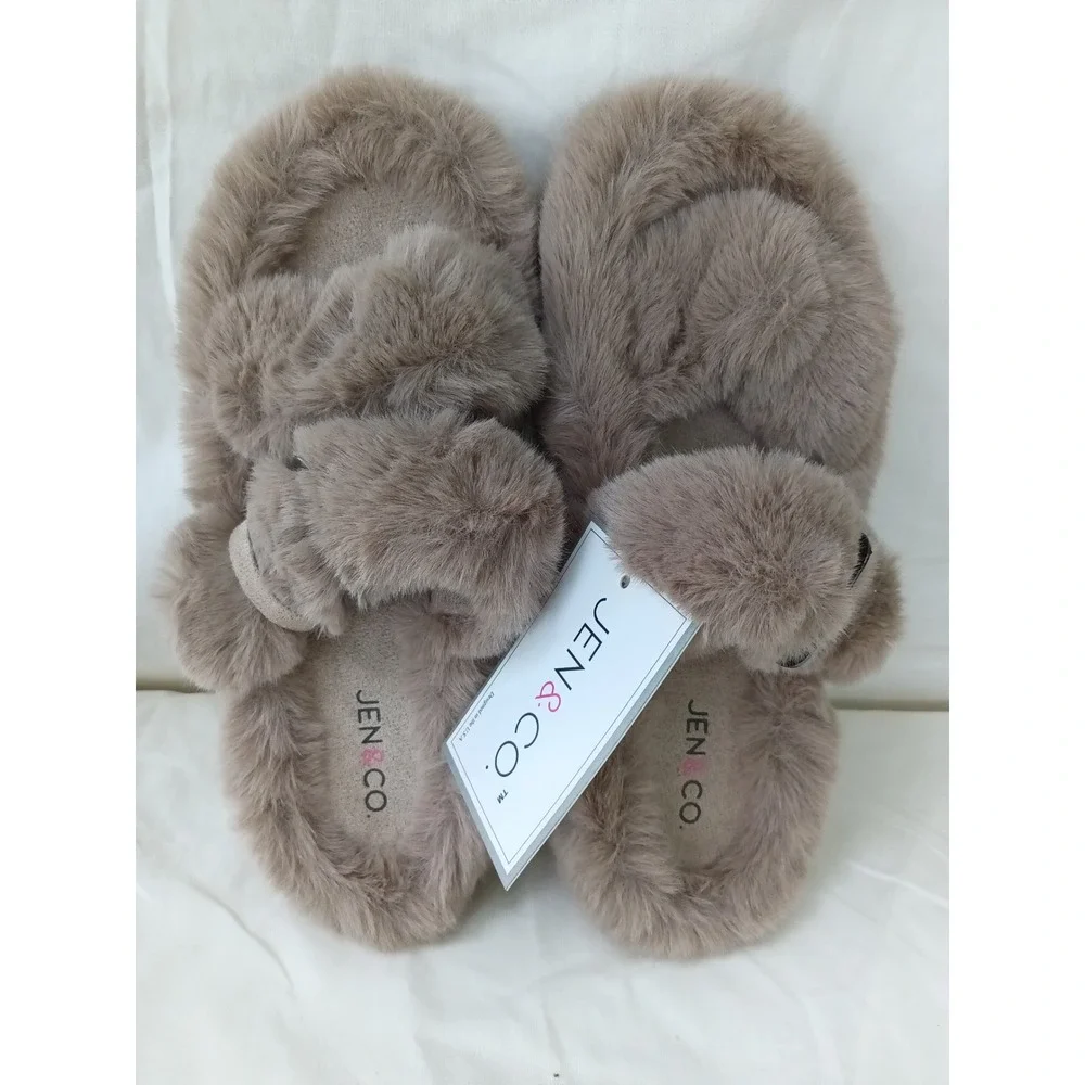 Jen & Co adjustable buckle slipper sandal house shoes size 41 NWT Vegan - Picture 1 of 3